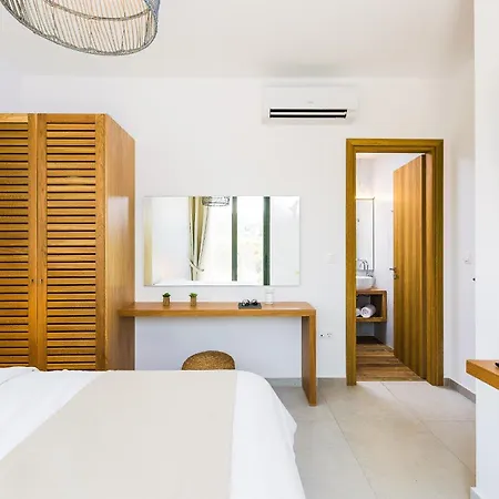 Elegante Mit Beheiztem Pool Und Fantastischer Aussicht Vakantiehuis *